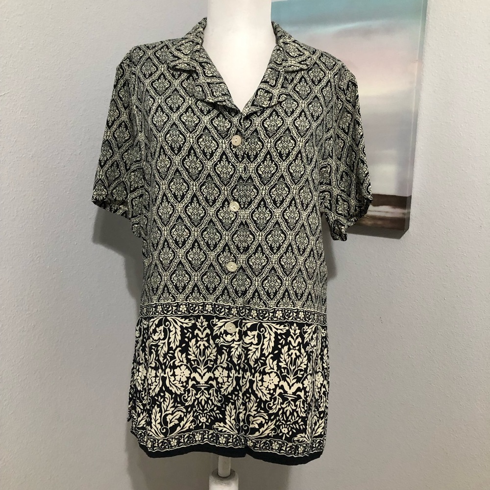 Abría Black and Cream Patterned Button-Up Shirt Size L